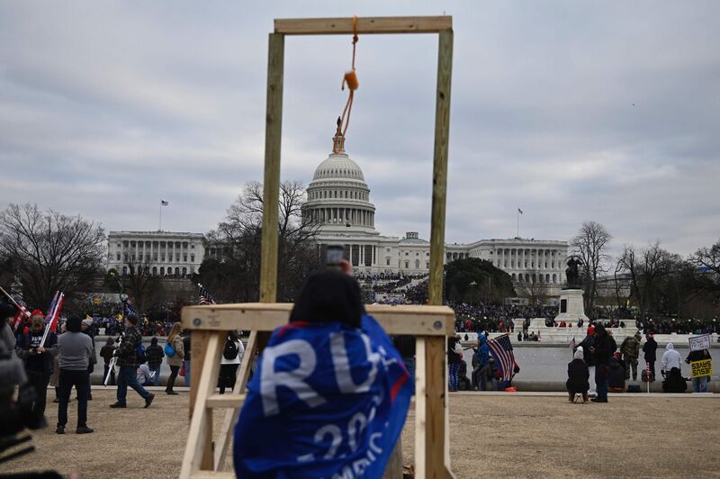 File:Jan6Gallows.jpeg